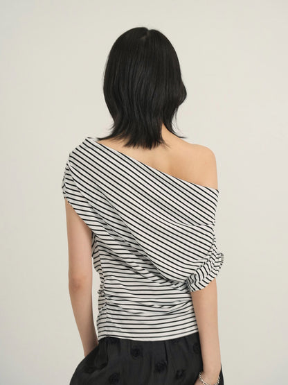 one shoulder border tee