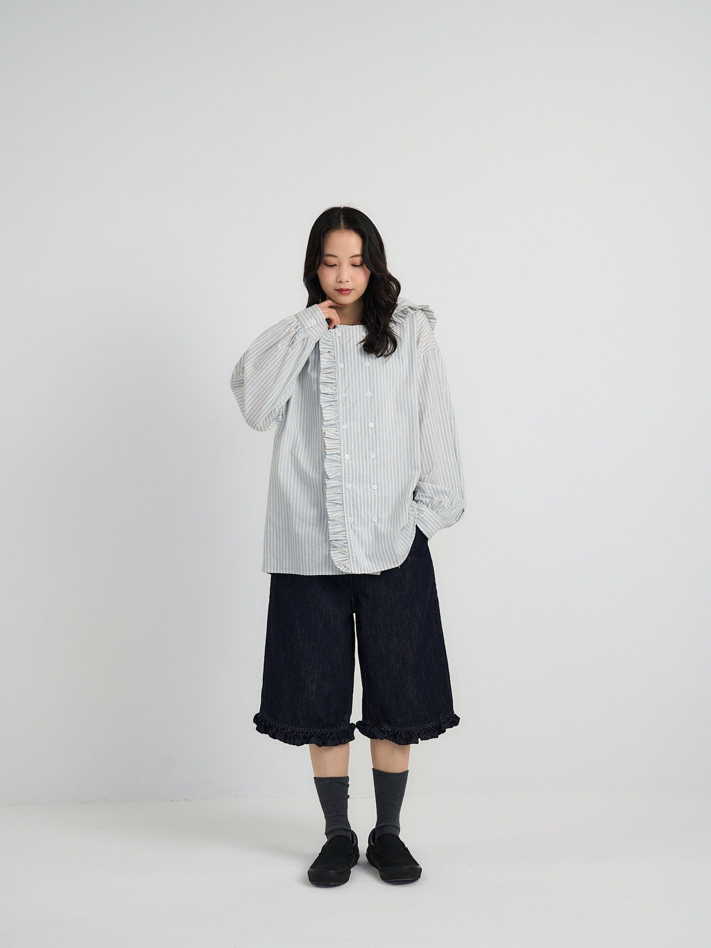 frill hem wide denim pants