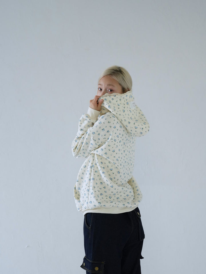 【 10月上旬発送予定 】tiny floral frill hoodie