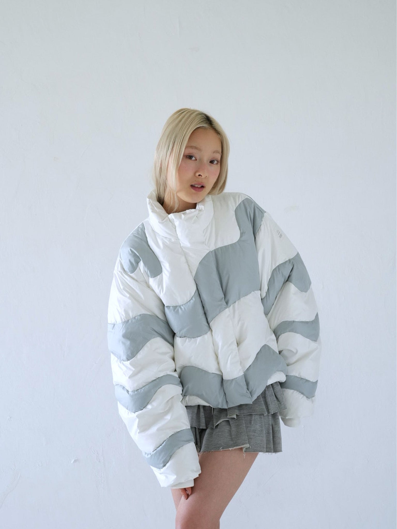 wave bicolor down jacket – Uenui