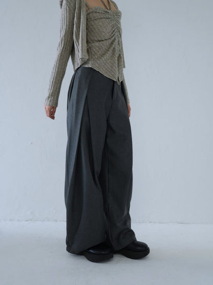 pleated wide leg trousers