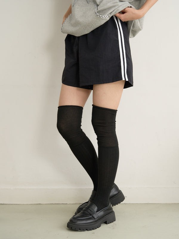 line short pants