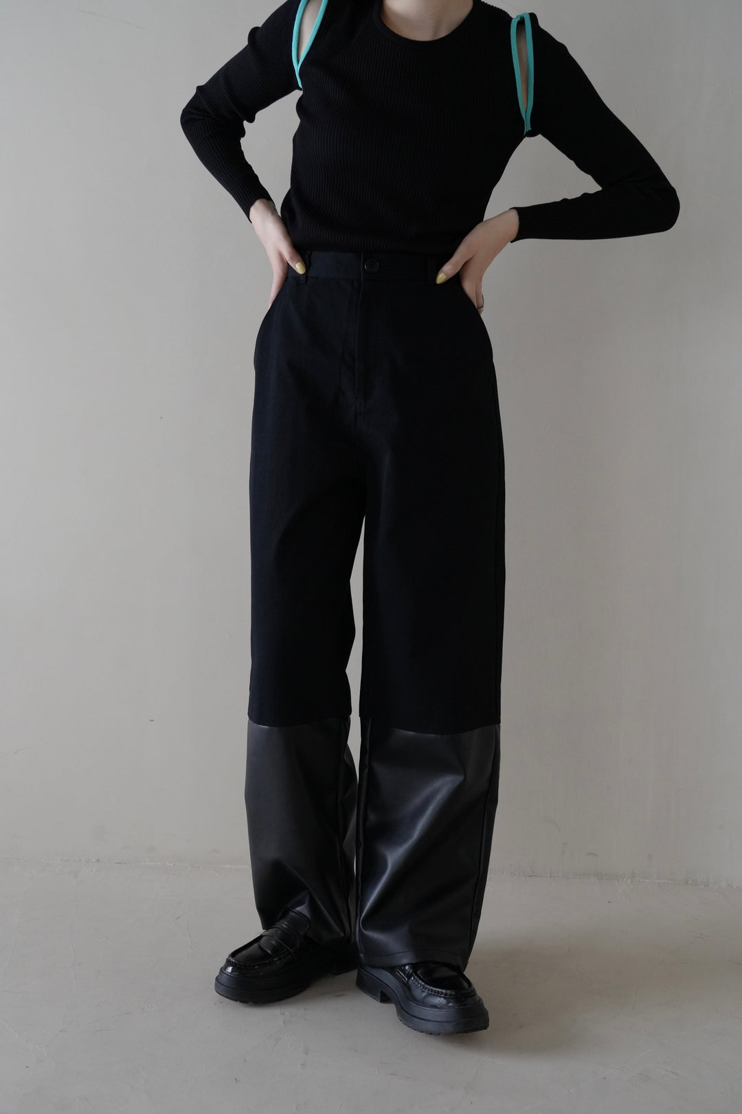 fake leather switching pants