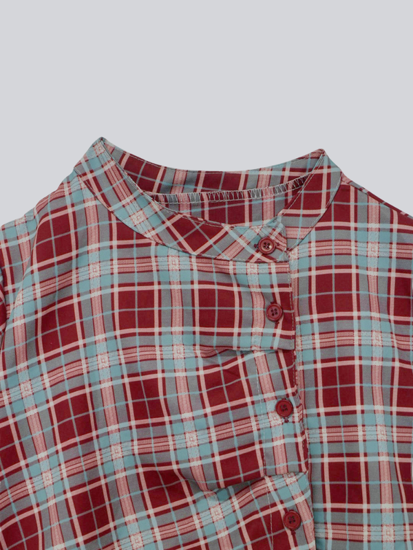 twist button check top