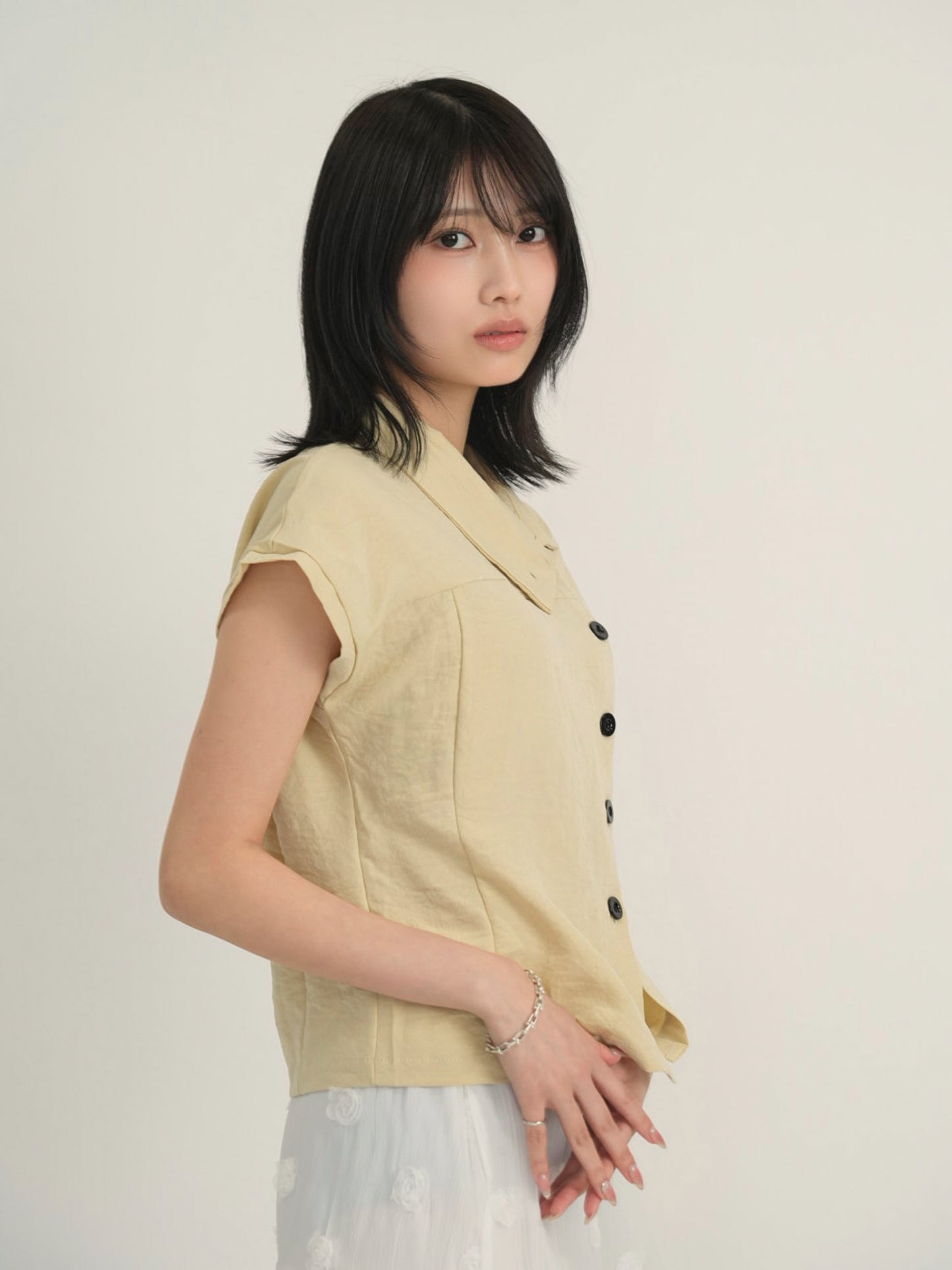asymmetric collar shirt