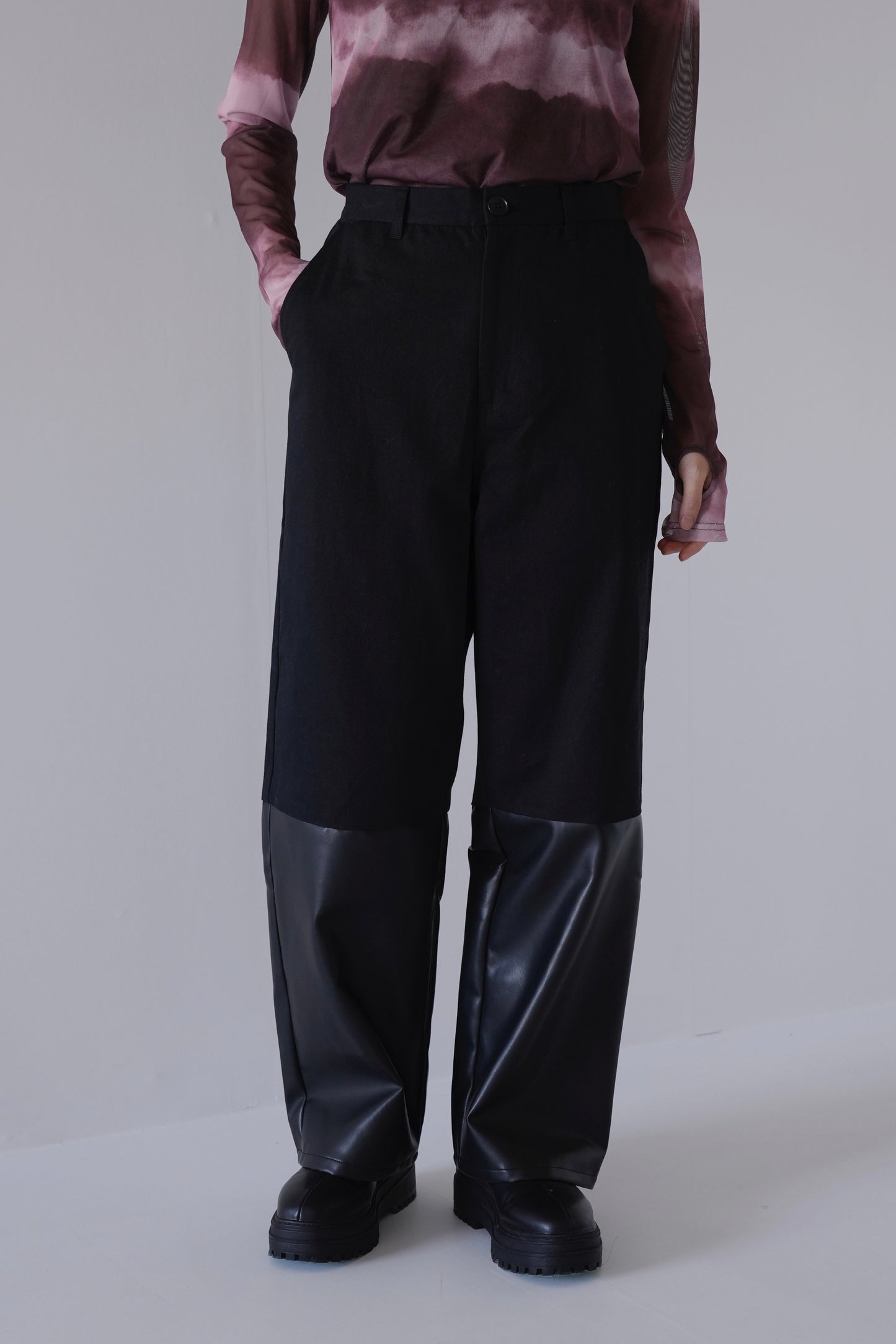 fake leather switching pants