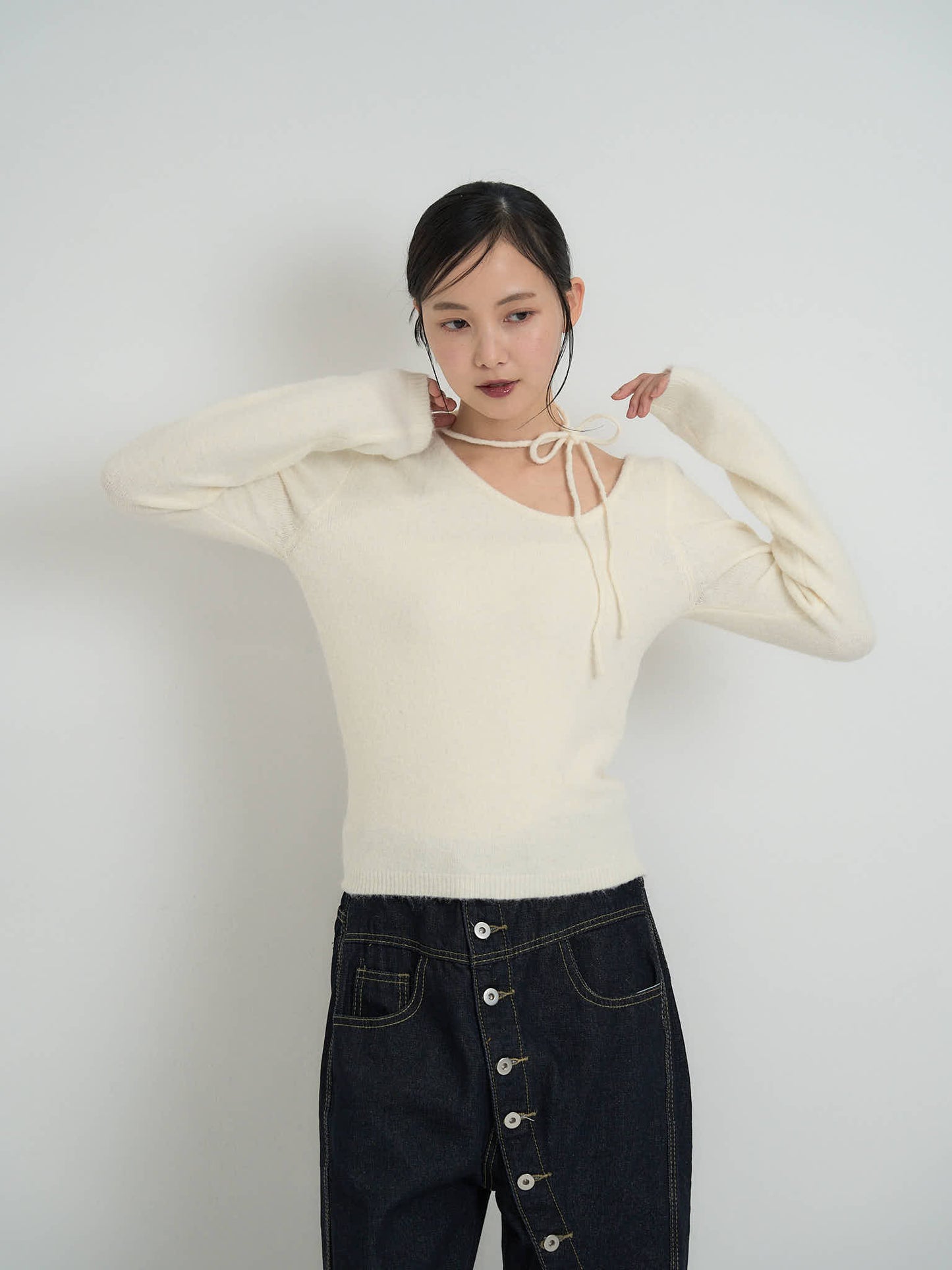 ribbon choker knit top