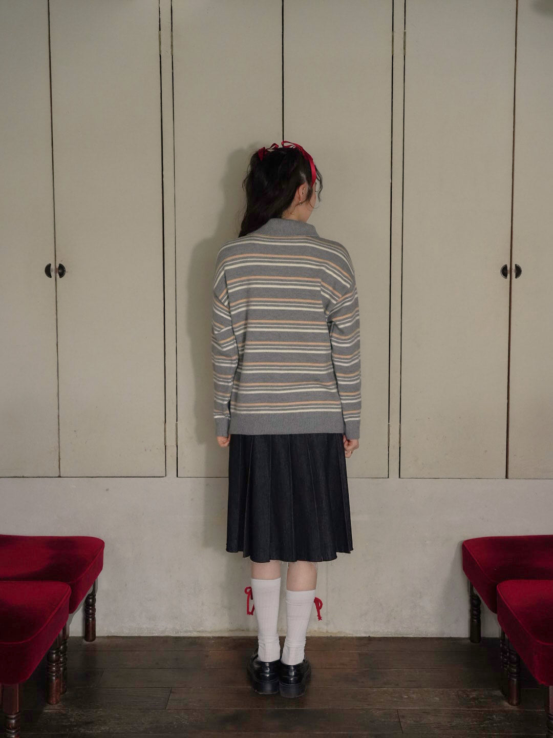 retro stripe collar knit
