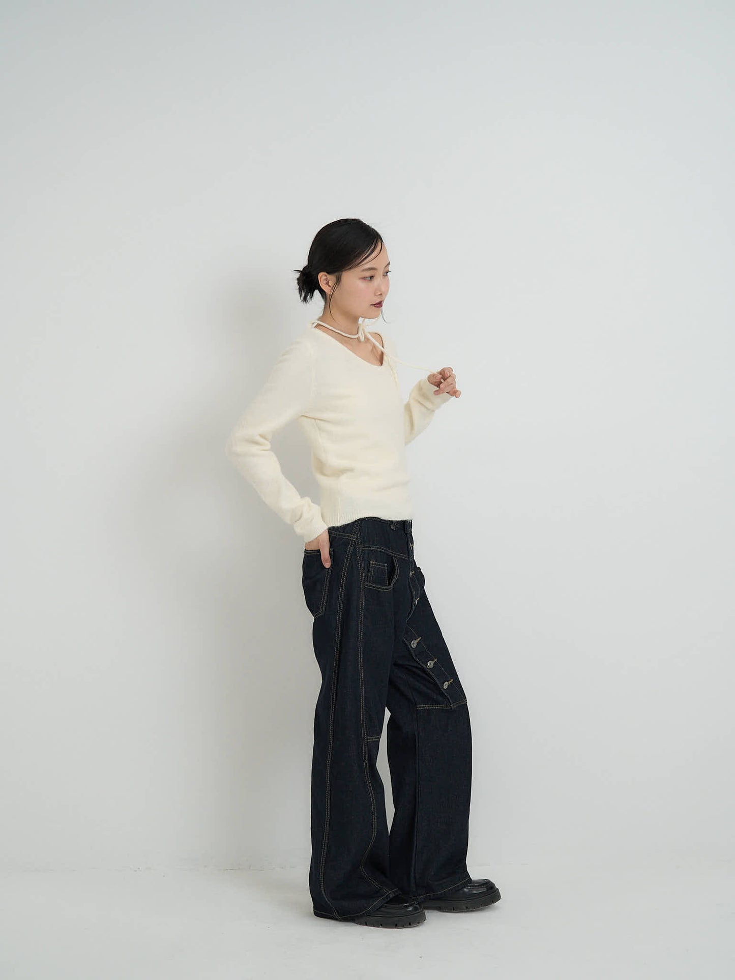 ribbon choker knit top