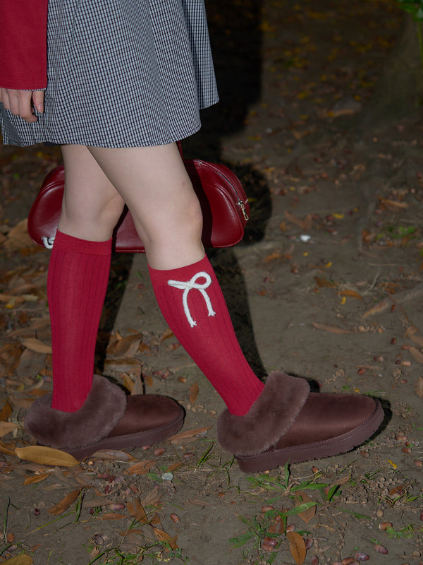 knee-high ribbon socks