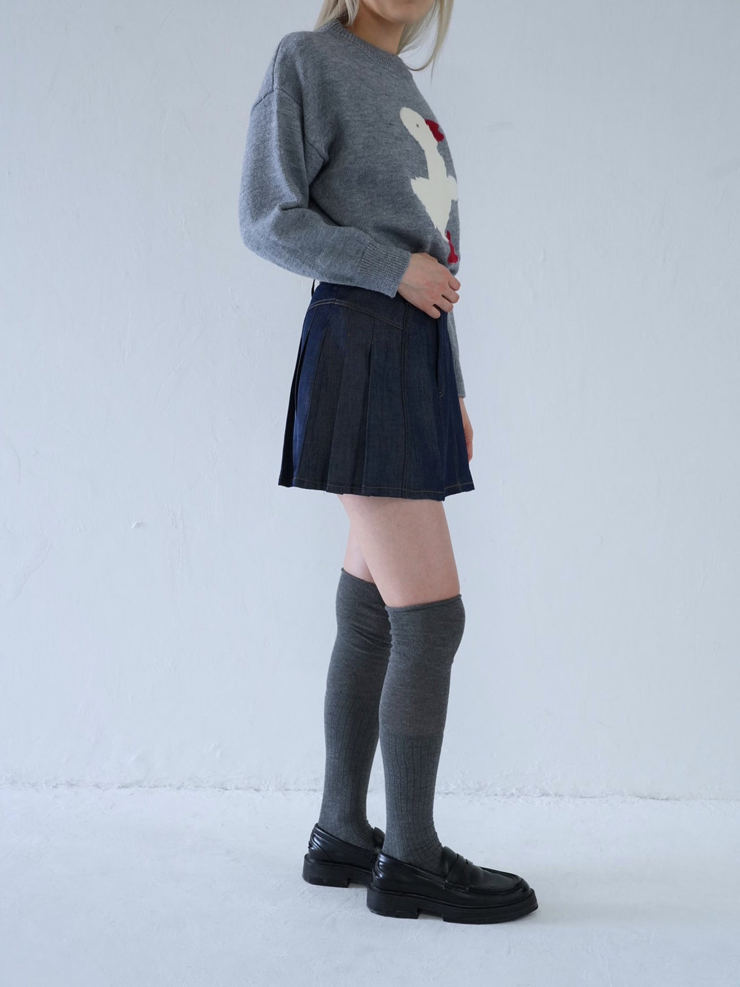 denim pleated mini skirt