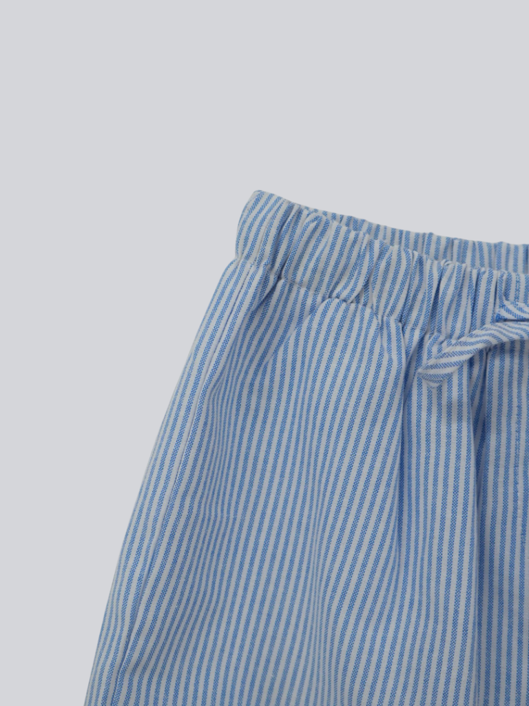 lace hem stripe shorts