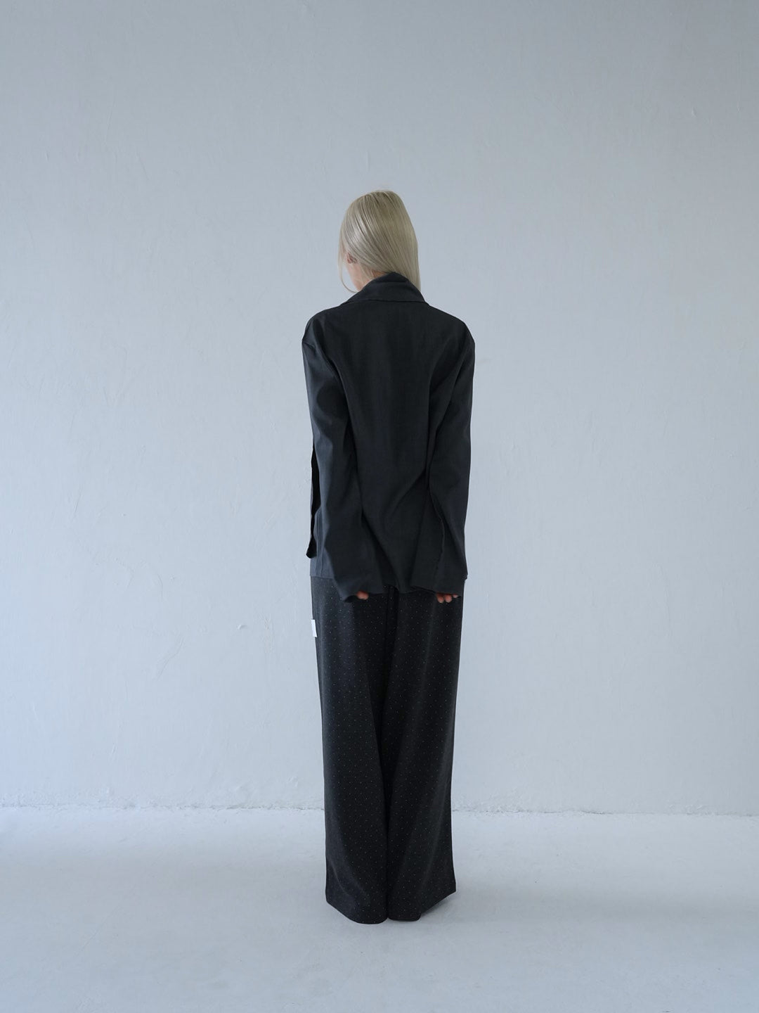 【 10月上旬発送予定 】drape neck asymmetric blouse