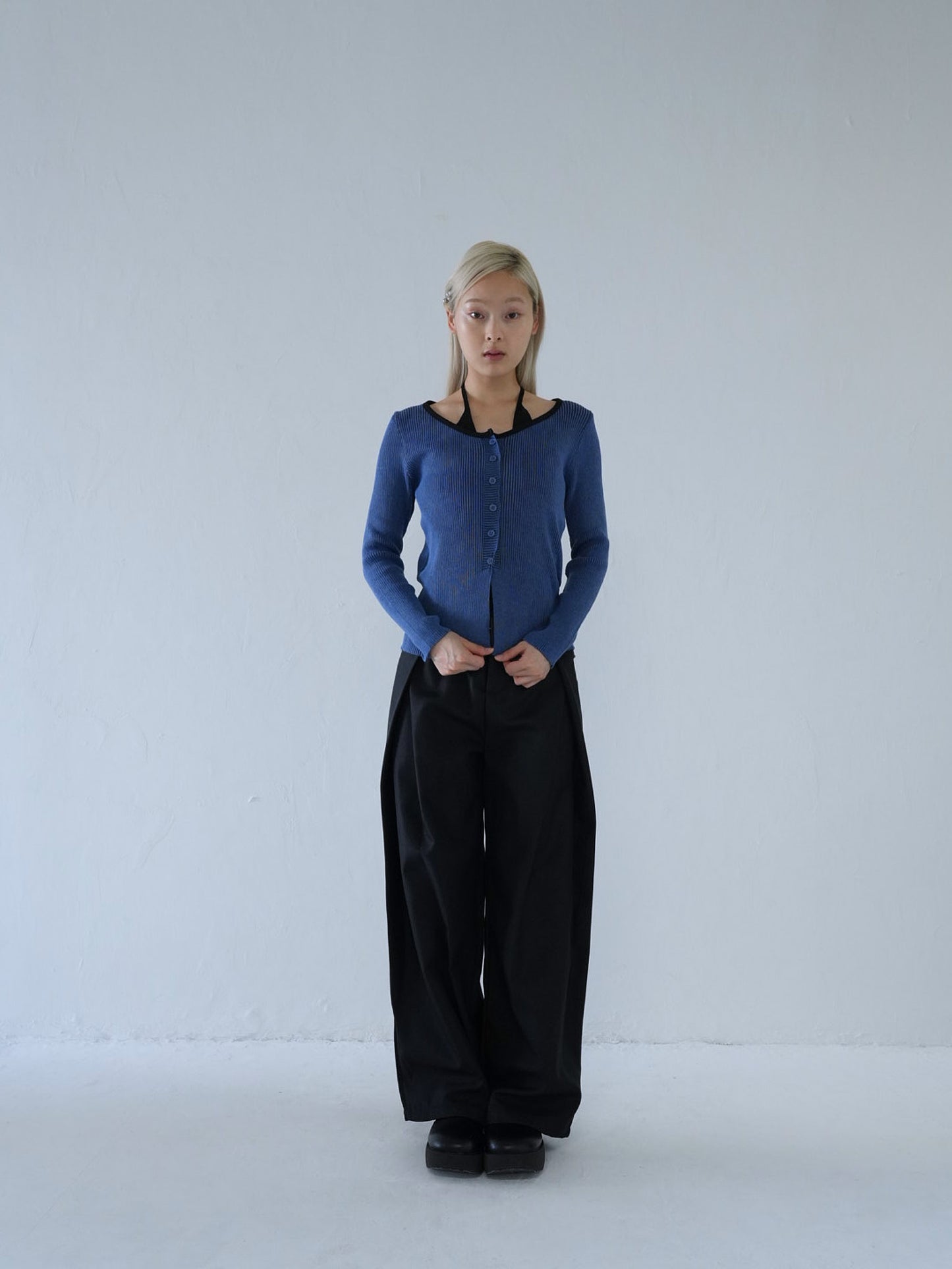 pleated wide leg trousers