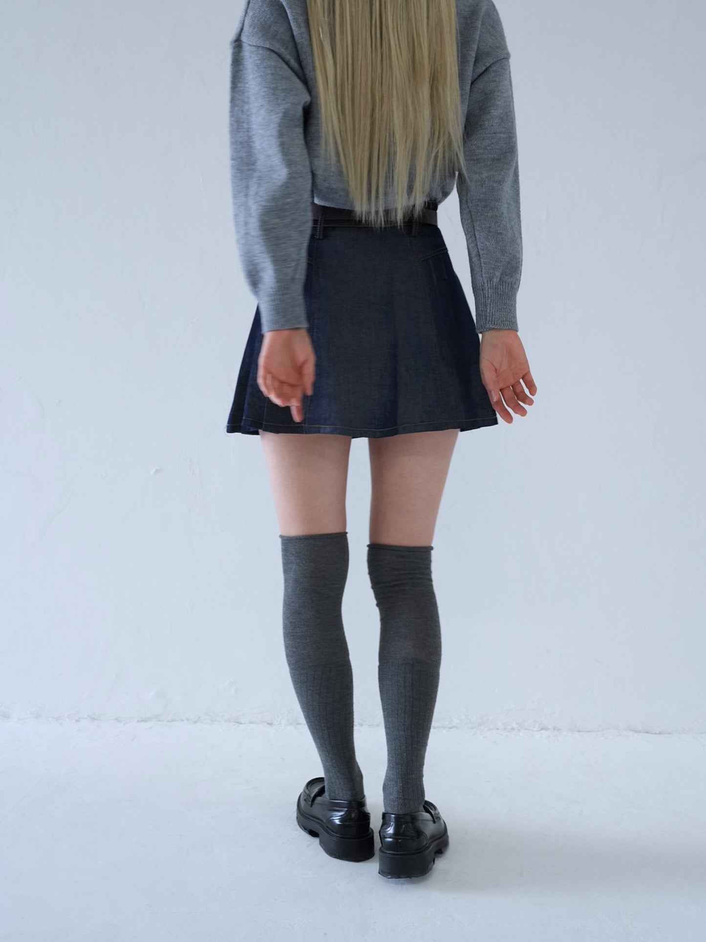denim pleated mini skirt