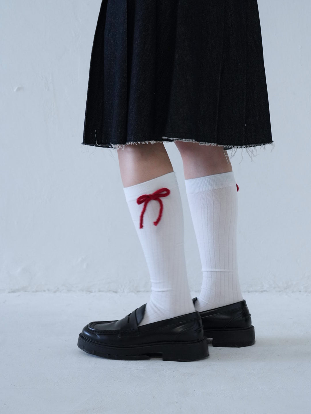 【 10月上旬発送予定 】knee-high ribbon socks