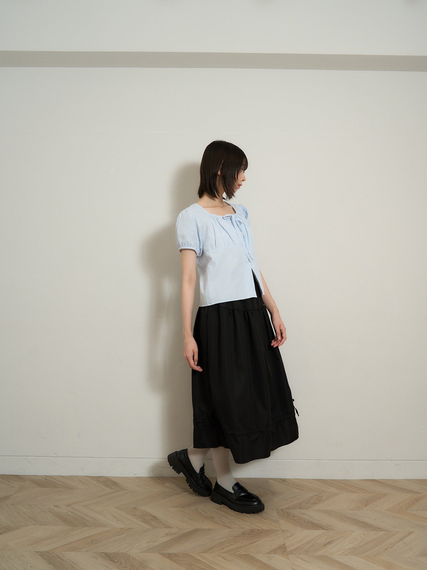 stripe ribbon blouse