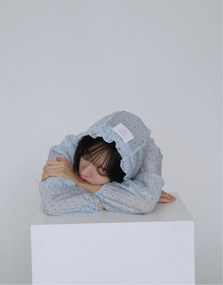 【8月26日発送予定】frill sheer hoodie