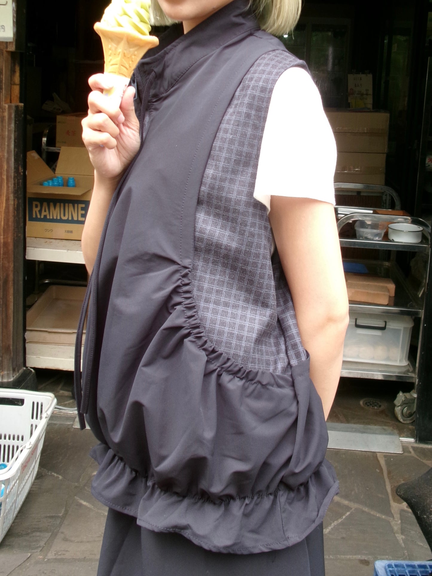 check vest & skirt set