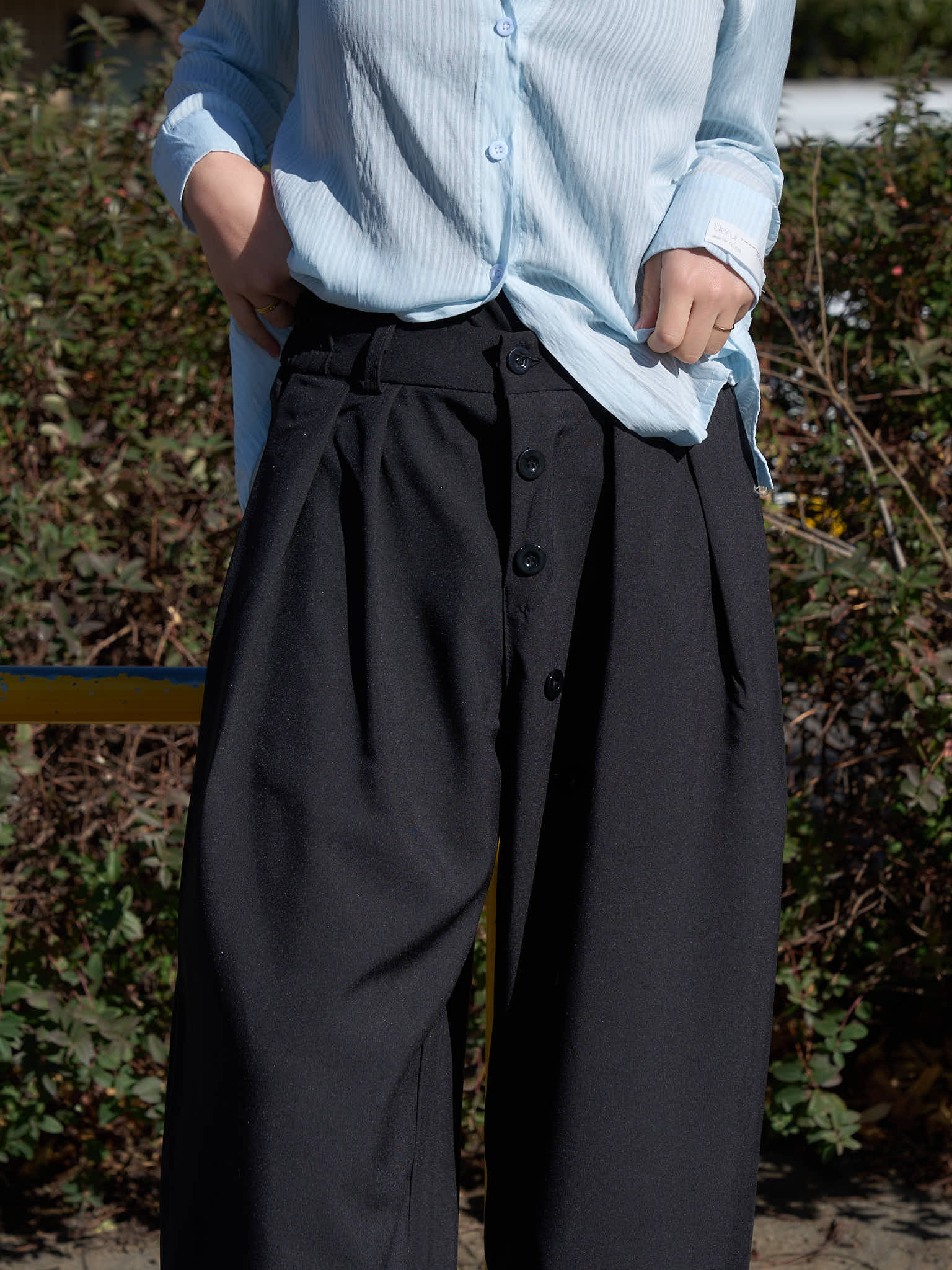 asymmetry button front wide pants – Uenui