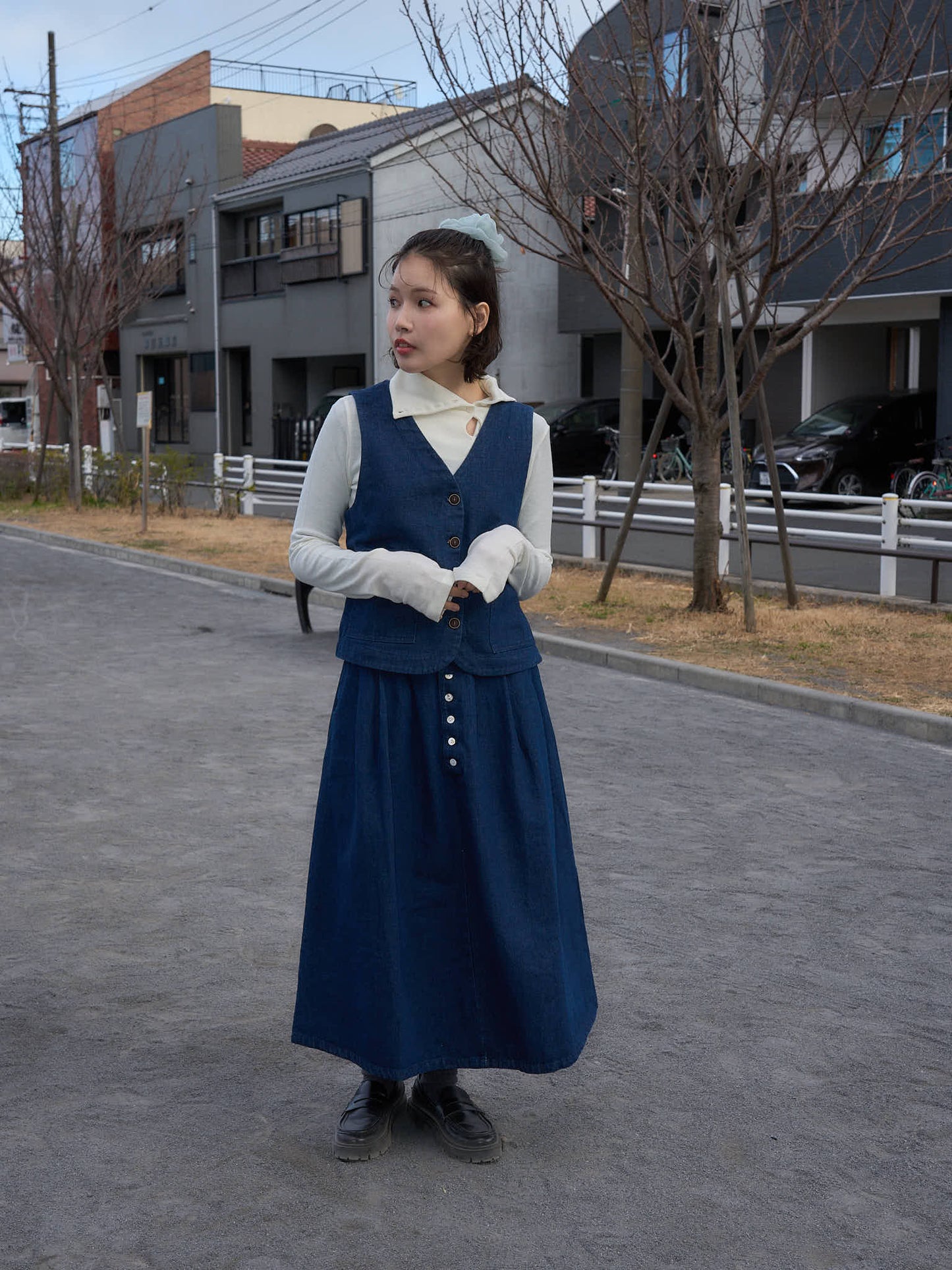button high neck knit
