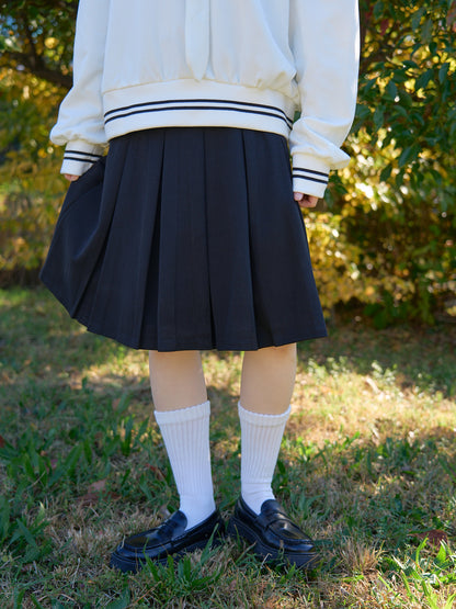 classic midi pleated skirt