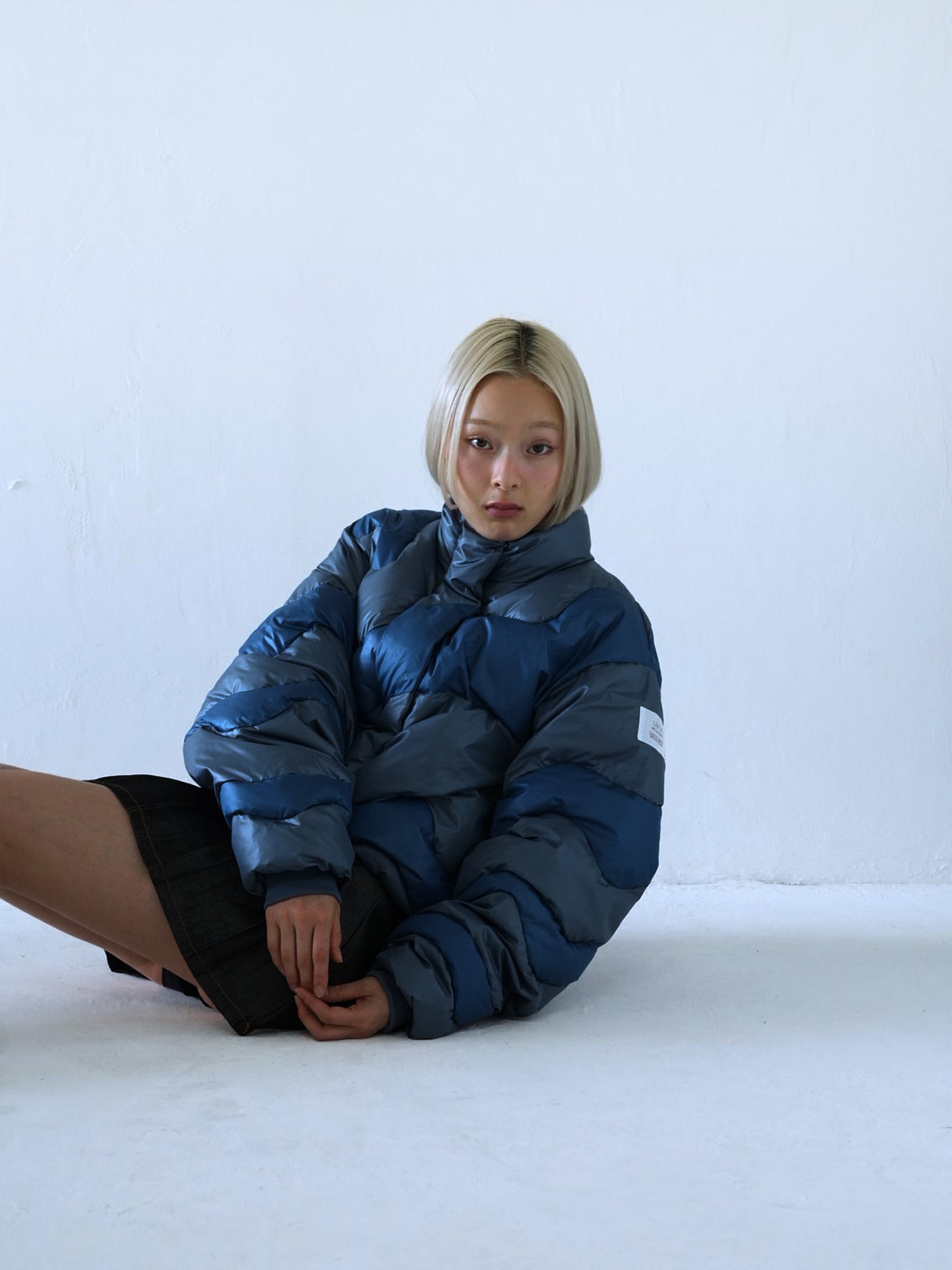 wave bicolor down jacket