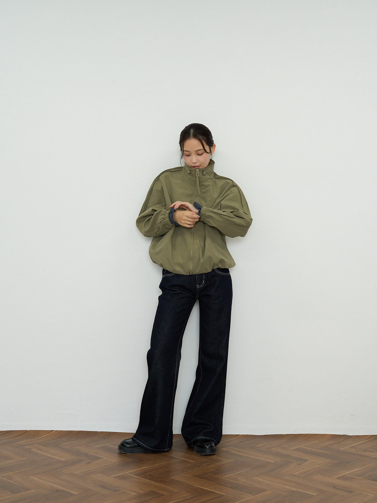 stand collar blouson