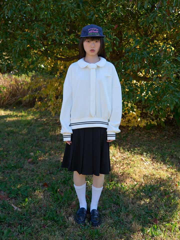 white sailor sweat