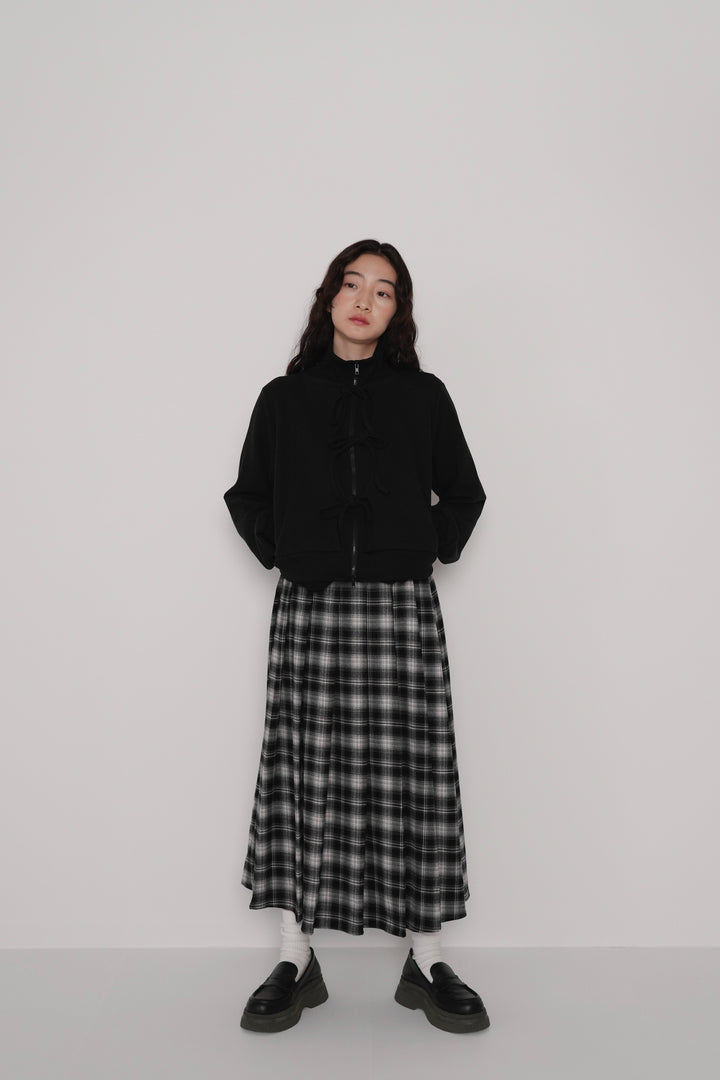 front ribbon zip parka