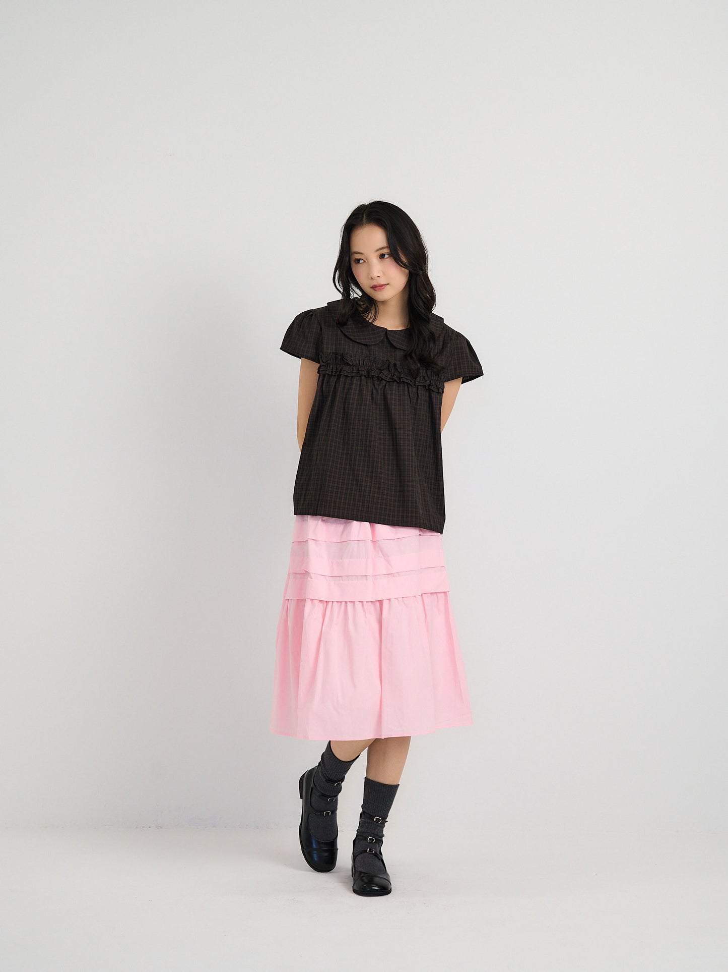 tiered pleated midi skirt