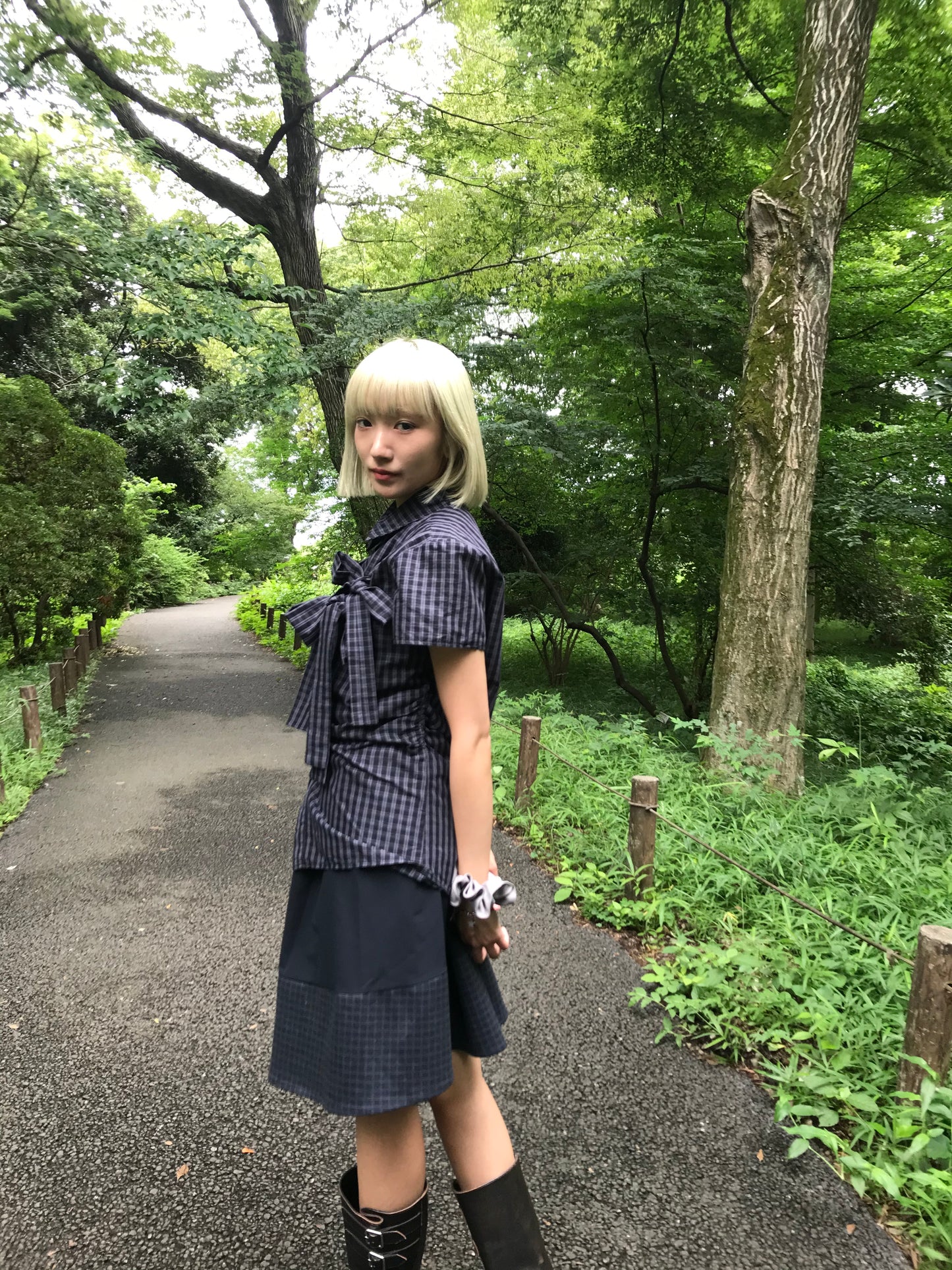 w ribbon check blouse