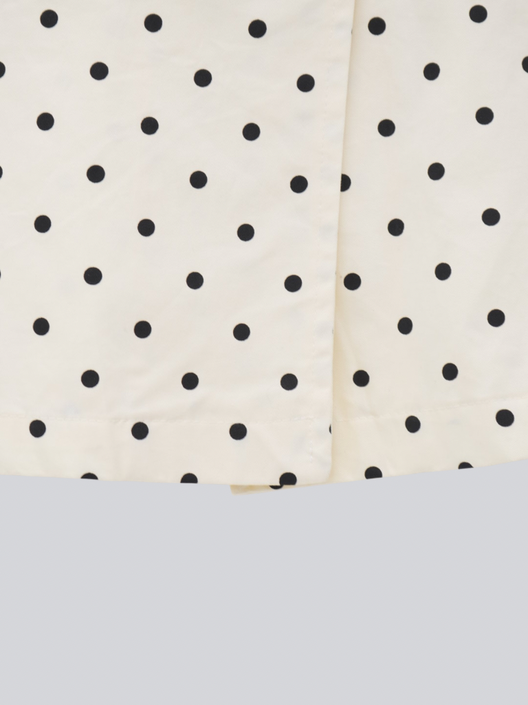 dot button blouse