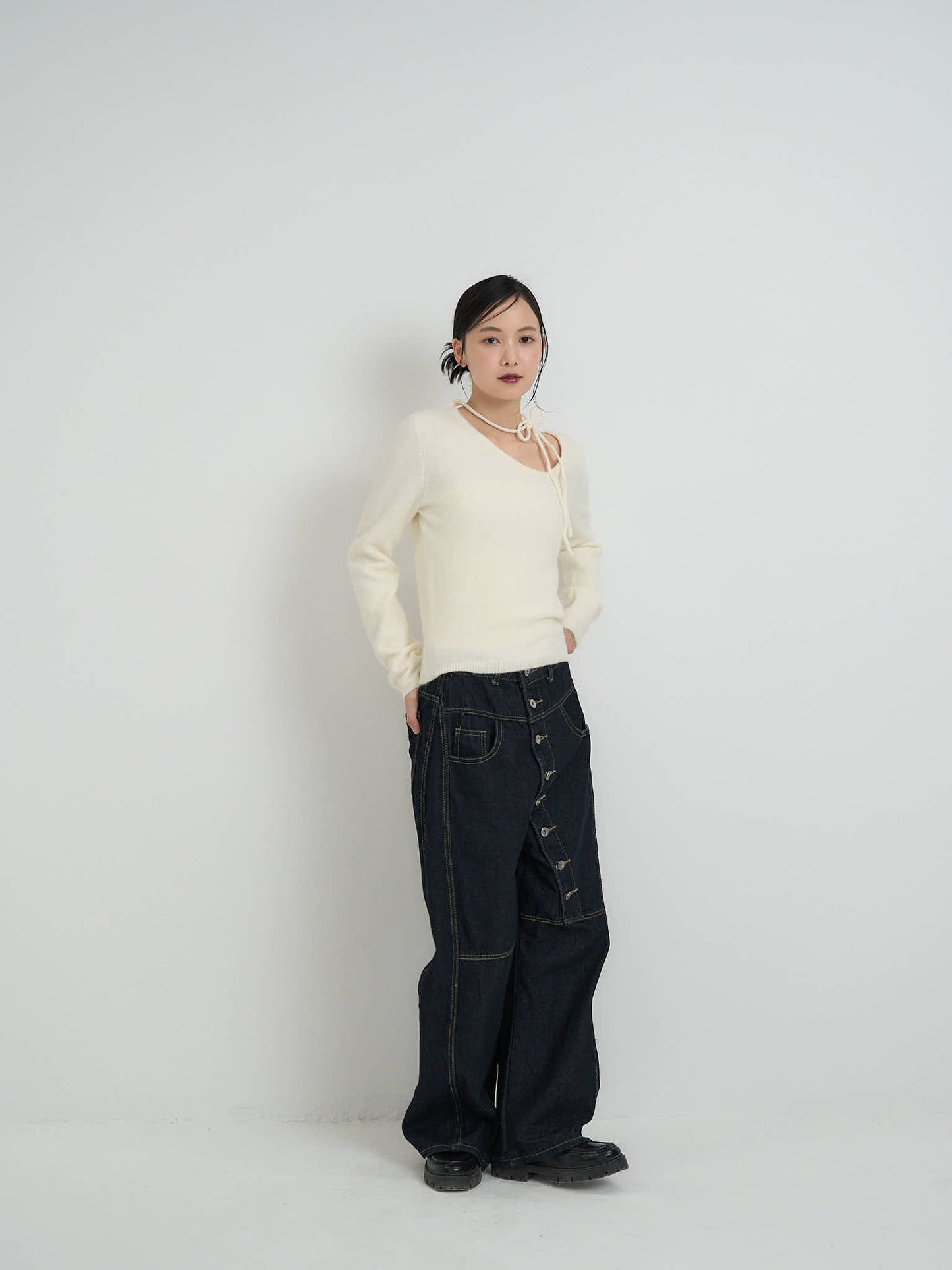 ribbon choker knit top