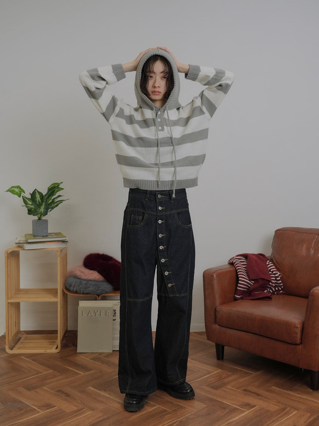 asymmetry button denim pants