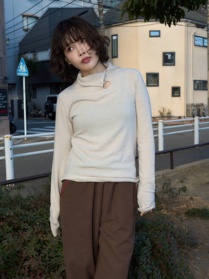 button high neck knit
