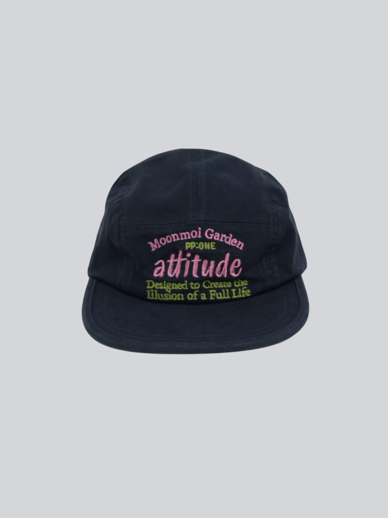 logo embroidered cap
