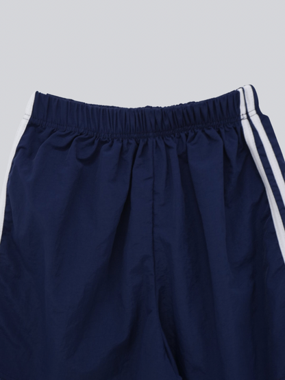 line short pants
