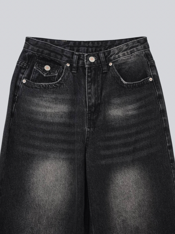 wide flap pocket denim