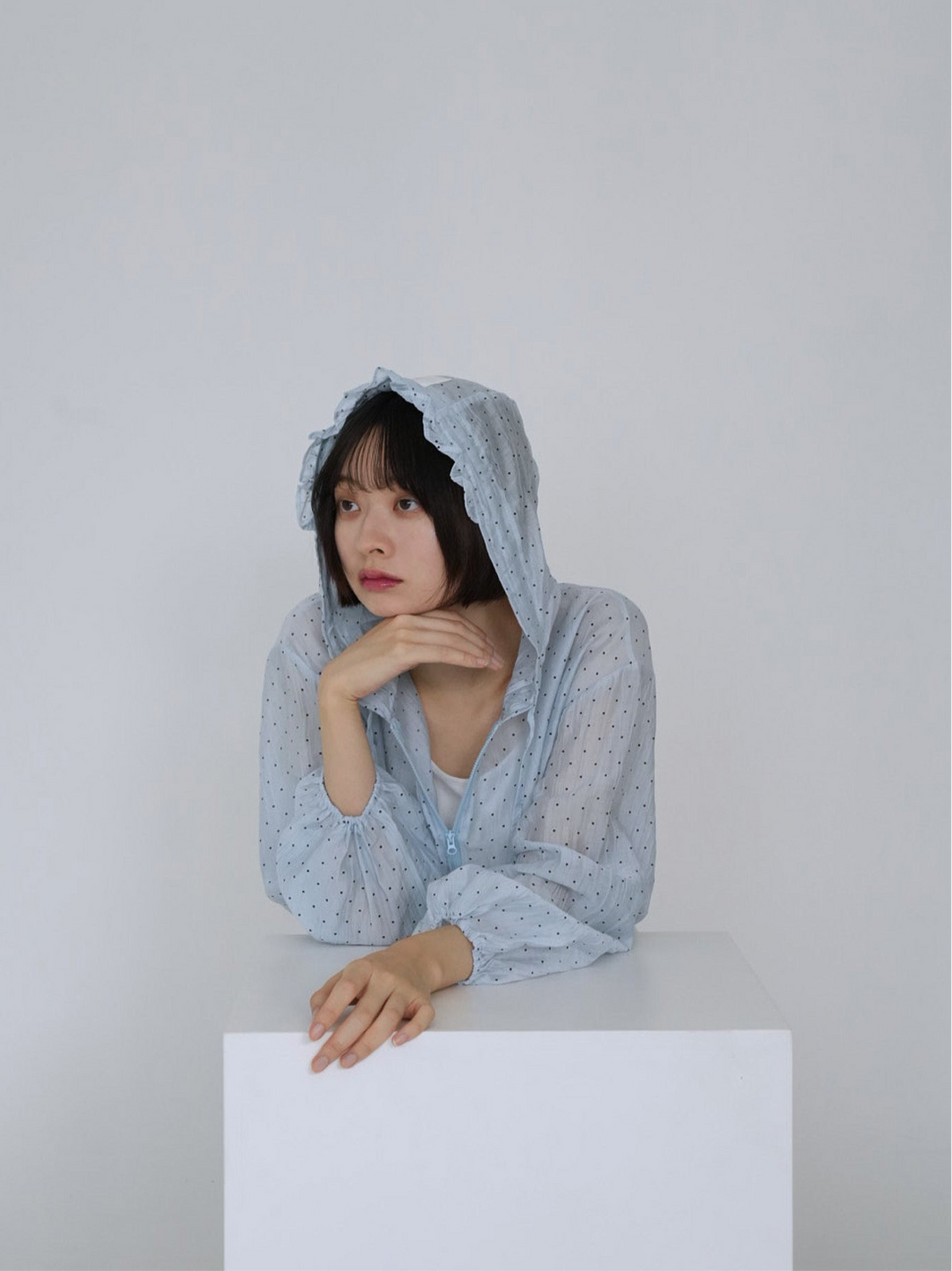 【8月26日発送予定】frill sheer hoodie