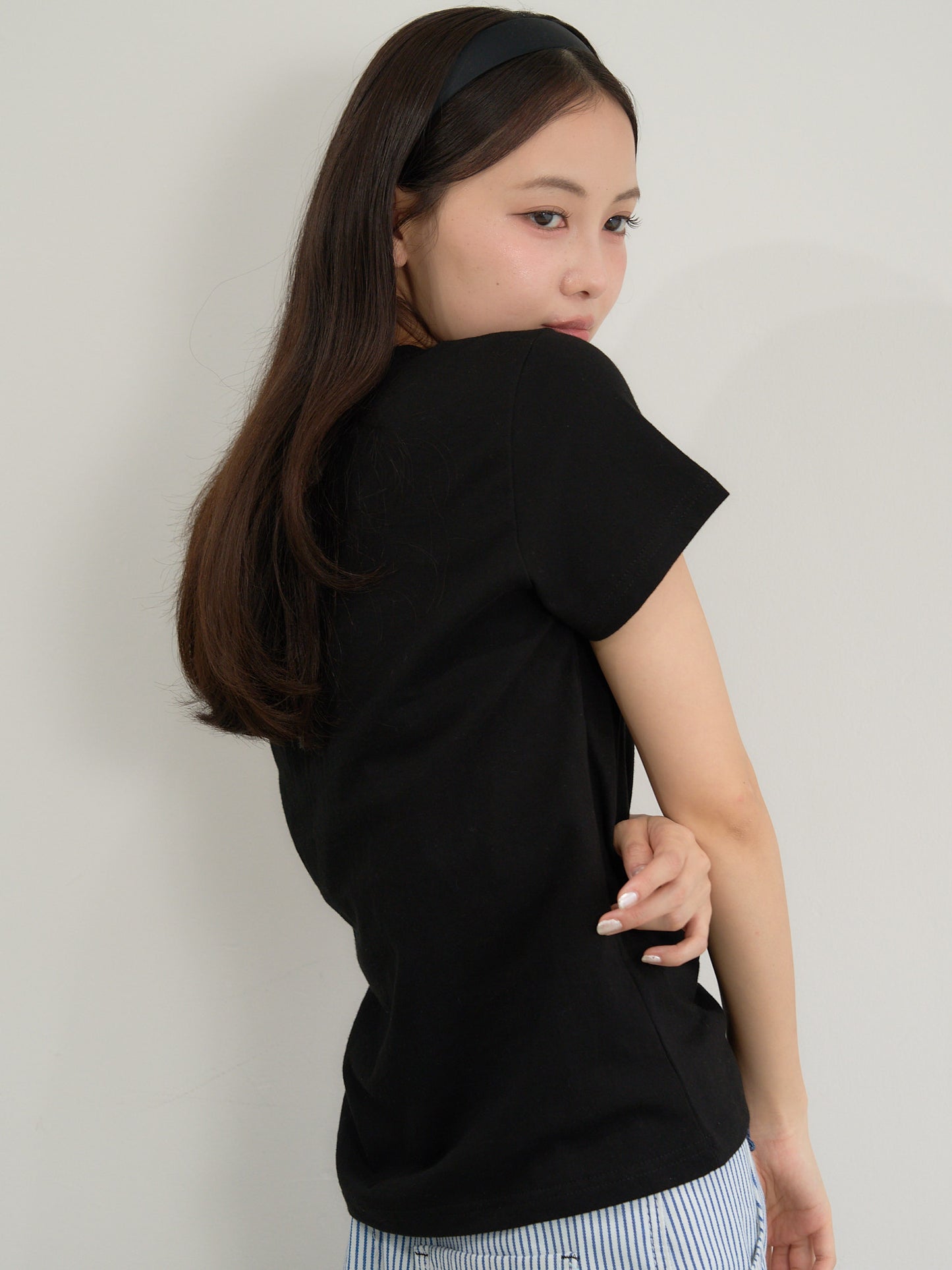 star patch tee