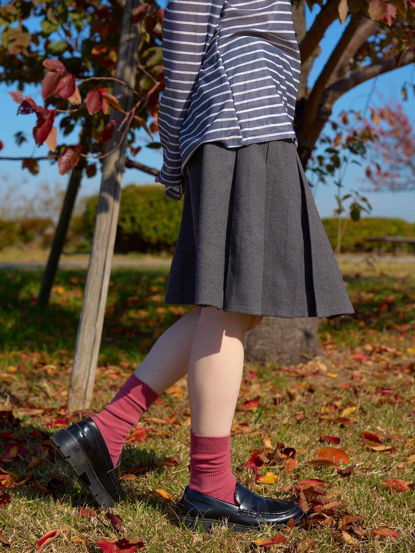 classic midi pleated skirt