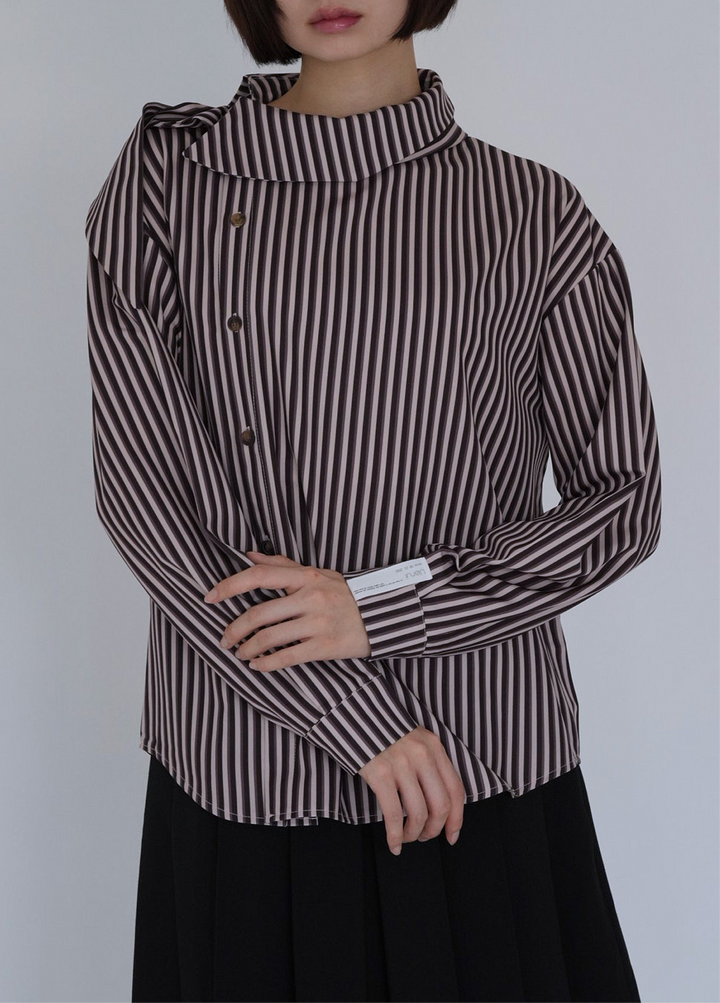 【8月26日発送予定】asymmetric stripe shirt