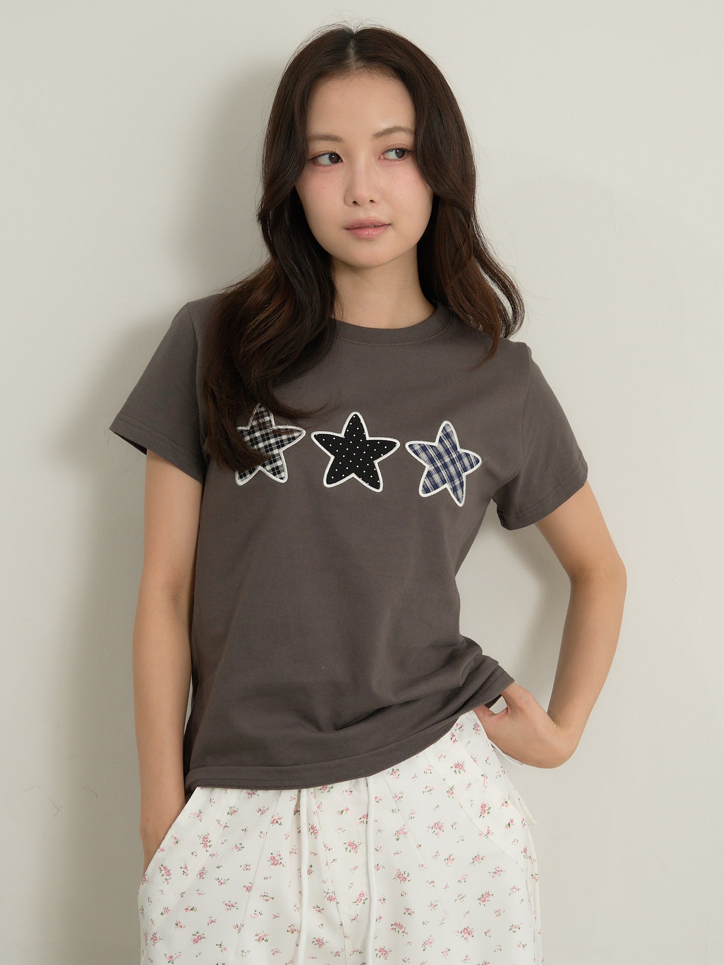 star patch tee