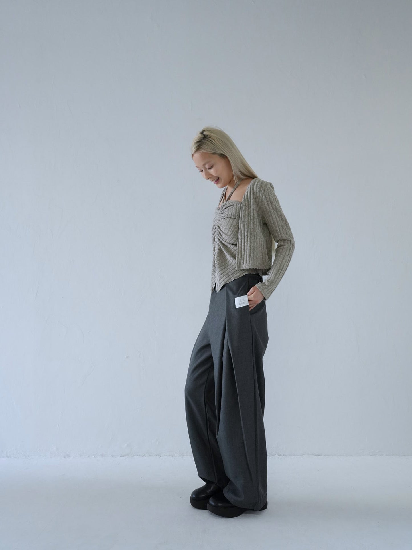 pleated wide leg trousers