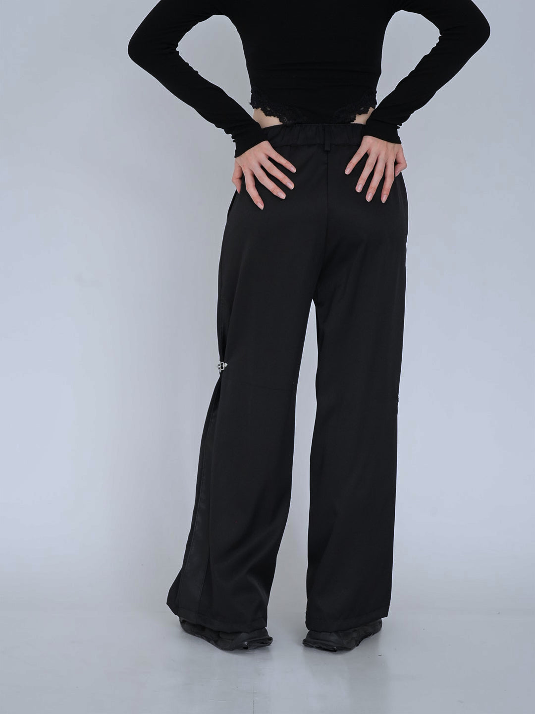 【8月29日発送予定】stitched wide pants