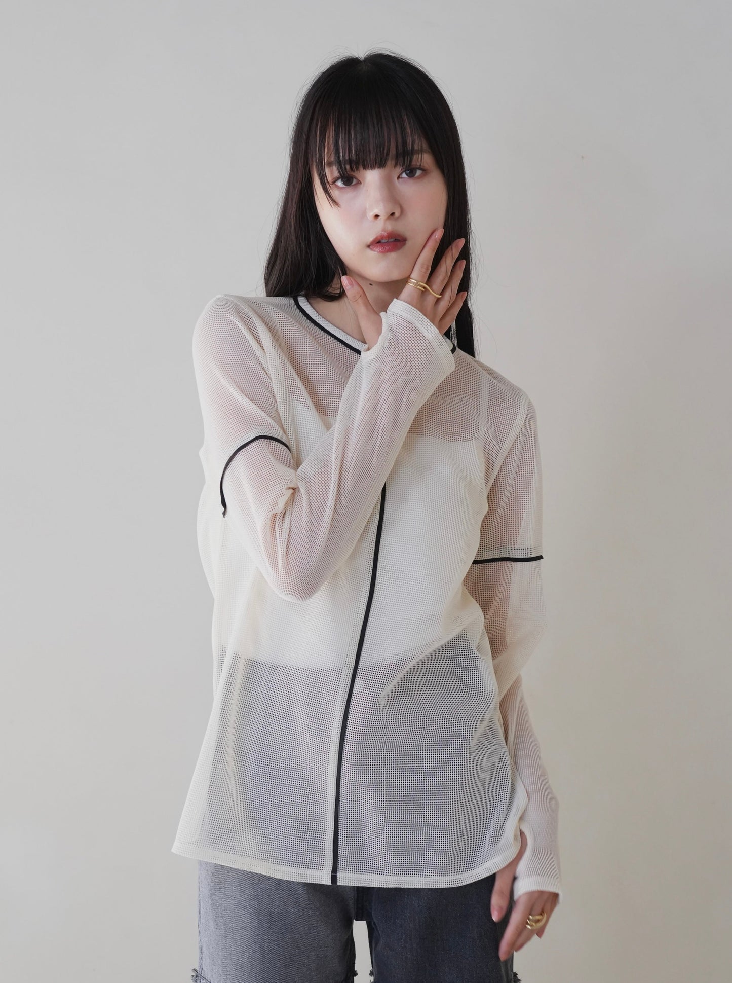 line mesh pullover