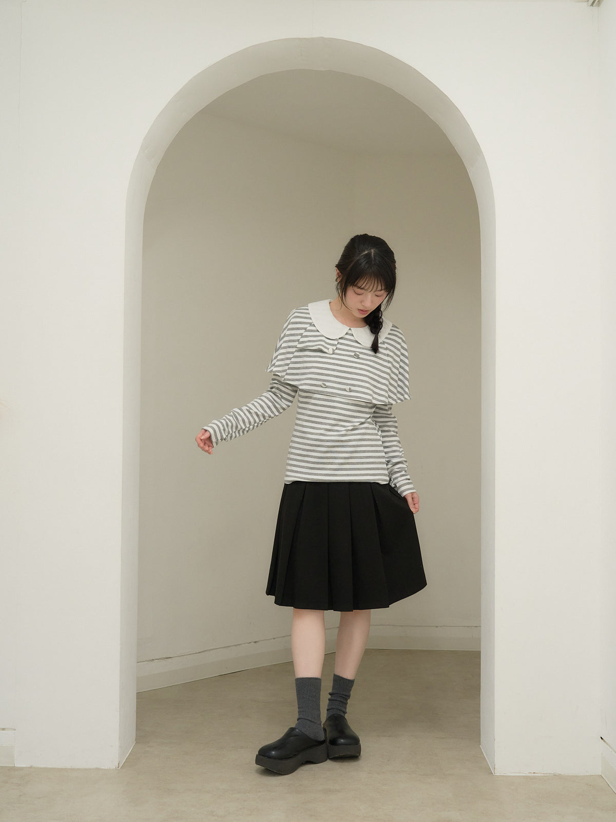 border doll collar cape sleeve top