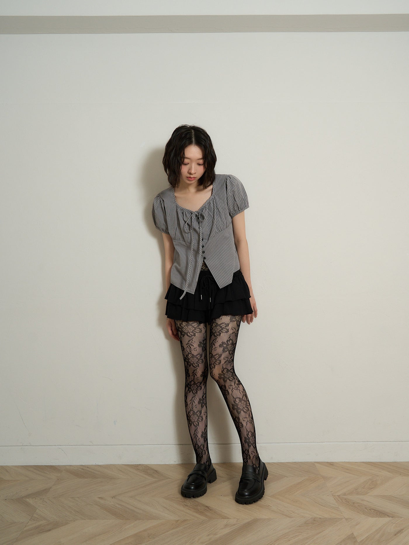 stripe ribbon blouse