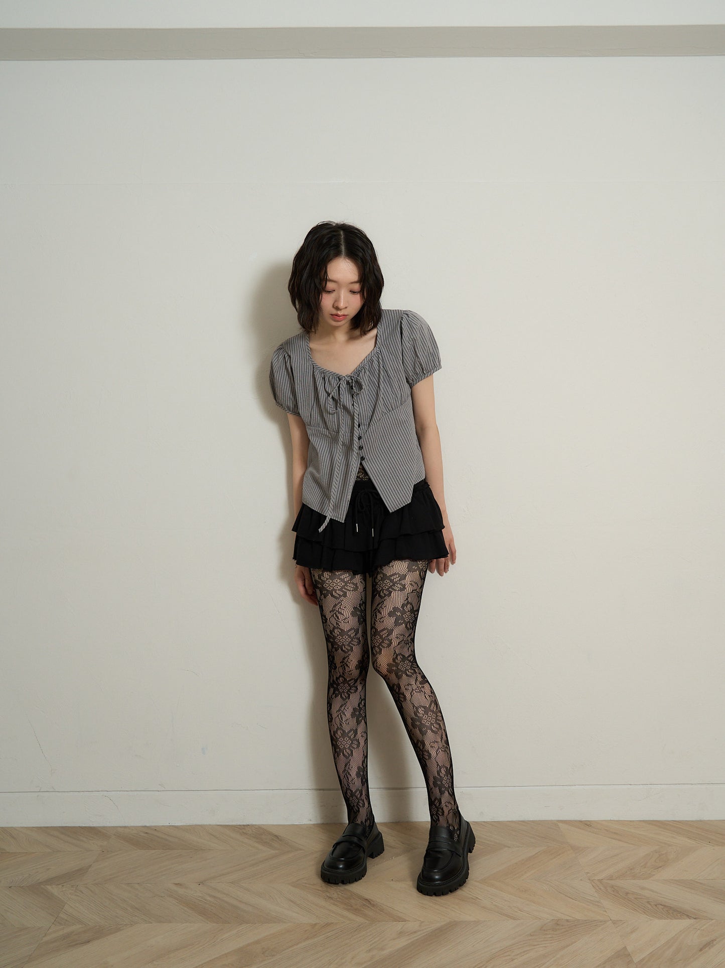 stripe ribbon blouse